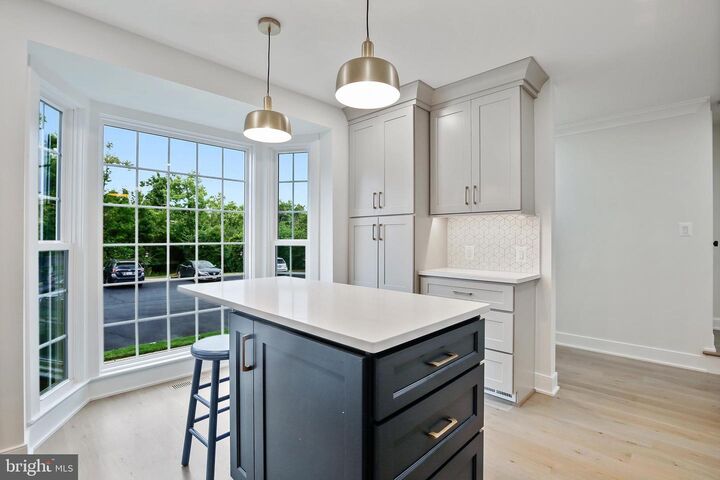 Property Photo: 165 East Street NE VA 22180