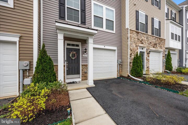 Property Photo: 205 Union Ridge Drive WV 25414