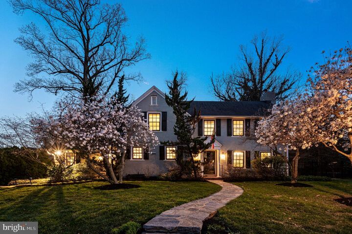 Property Photo:  913 Twyckenham Road  PA 19063 