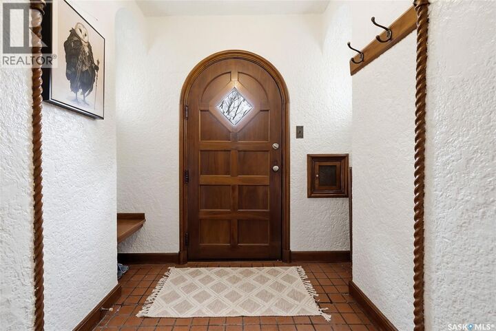 Property Photo: 3003 Hill Avenue SK S4S 0W2