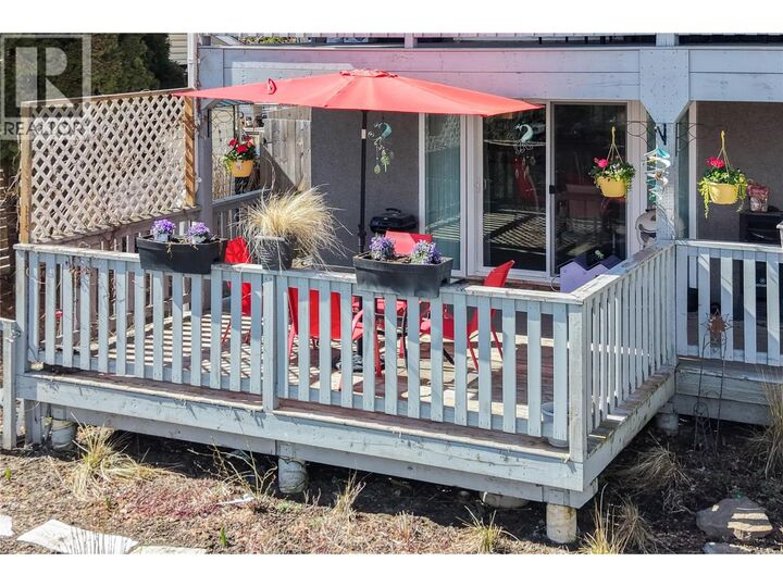 Property Photo: 2138 Catt Avenue BC V0E 2G0