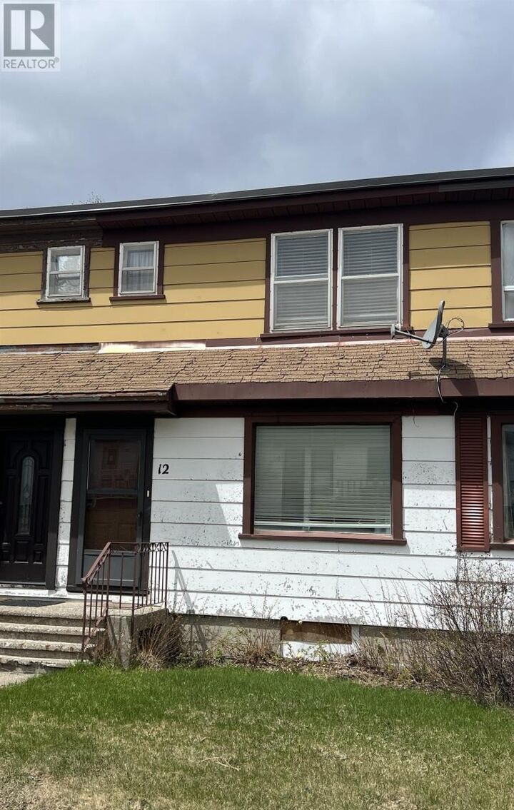 12 McCullough St — photo 1
