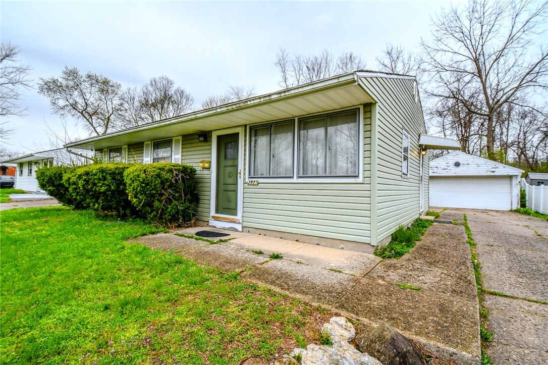 Property Photo: 3927 Necco Avenue OH 45406