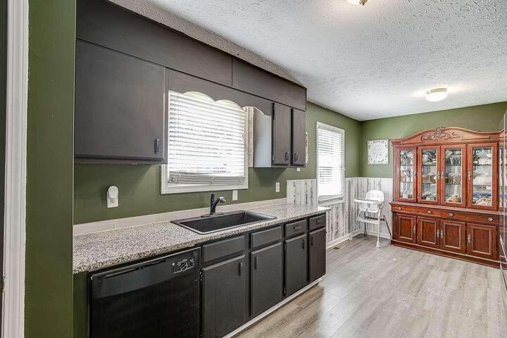 Property Photo:  2193 Kings Forest Drive  GA 30013 