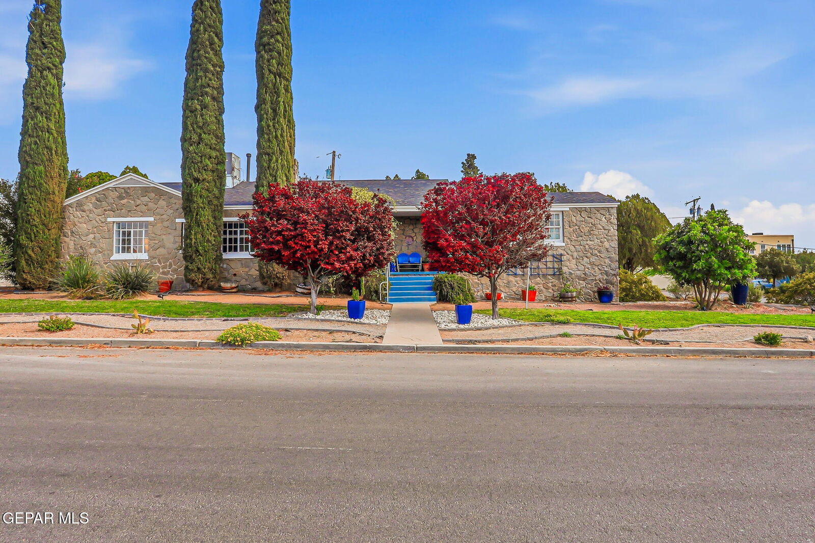 Property Photo:  700 E Baltimore Drive  TX 79902 