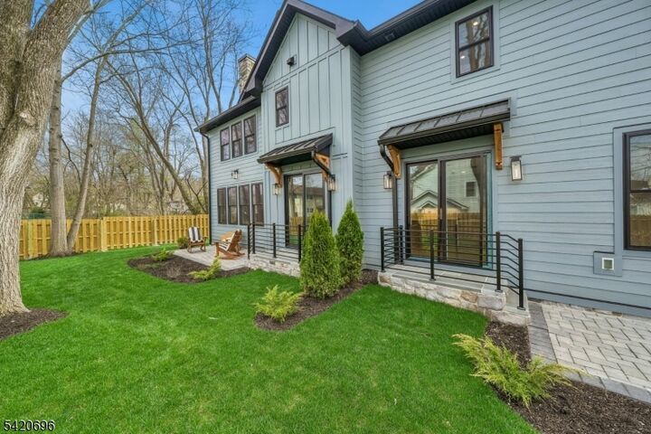 Property Photo:  491 Central Ave 3  NJ 07974 