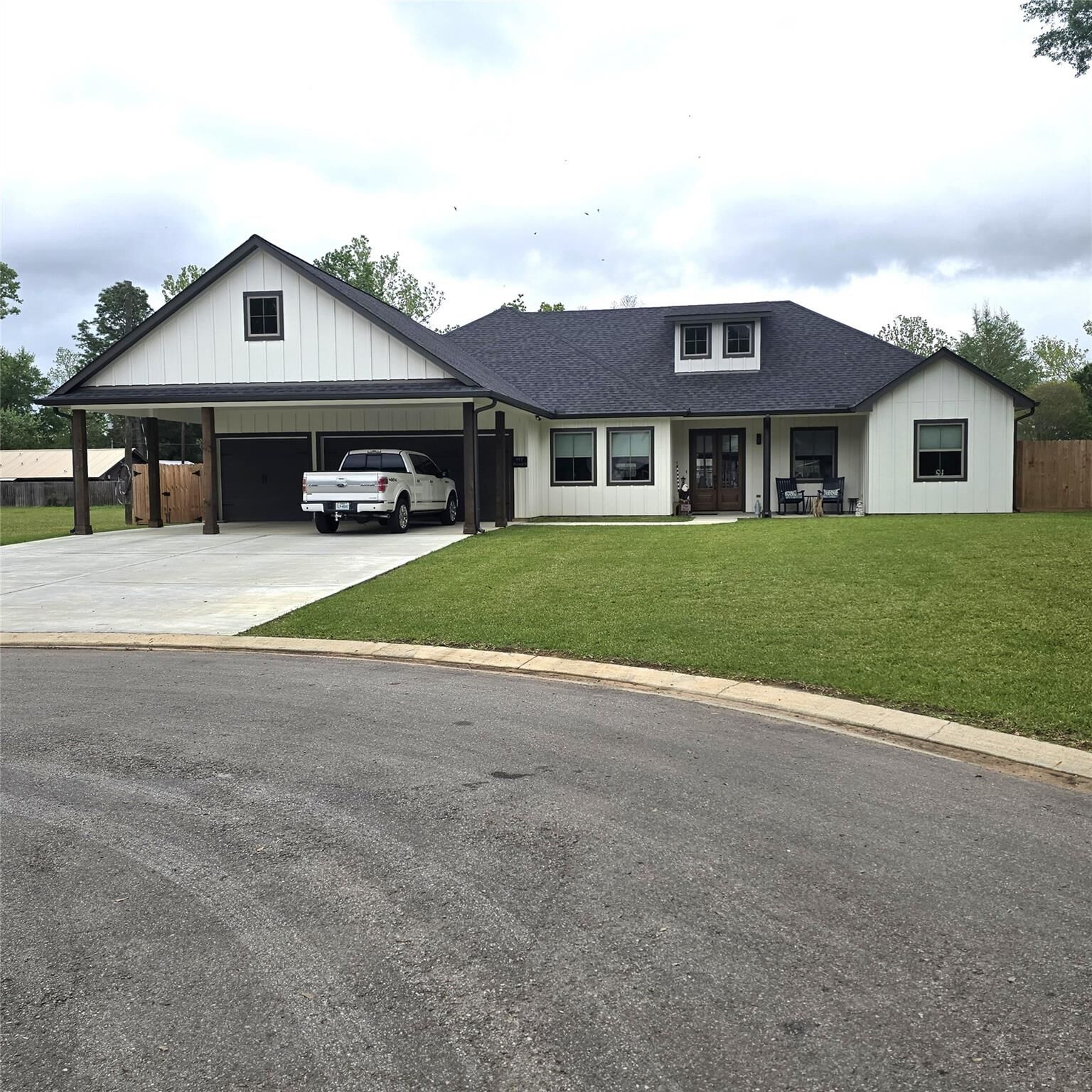 Property Photo:  111 Bluegill Drive  TX 77371 