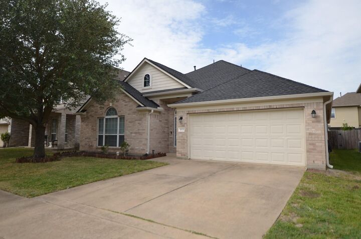 Property Photo: 4915 Ibis Lake Court TX 77449