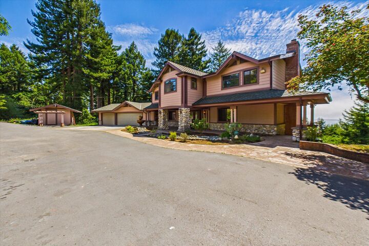 Property Photo:  1531 Fickle Hill Road  CA 95521 