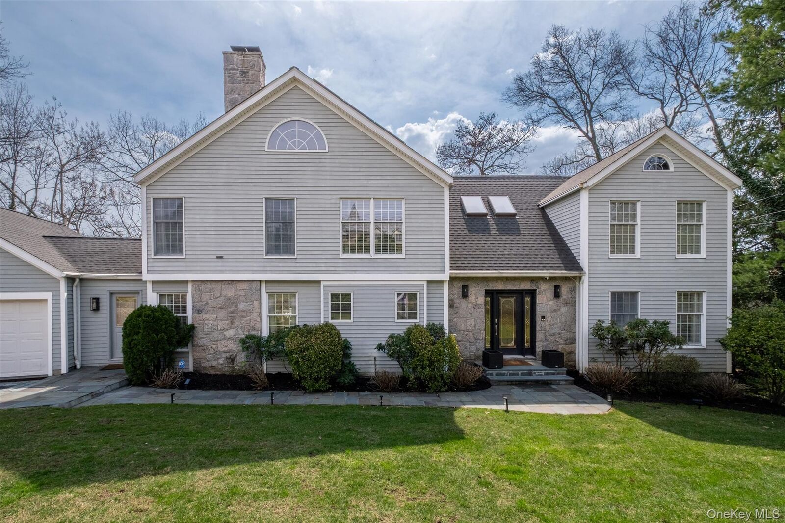 Property Photo:  80 Deerhurst Road  NY 10583 