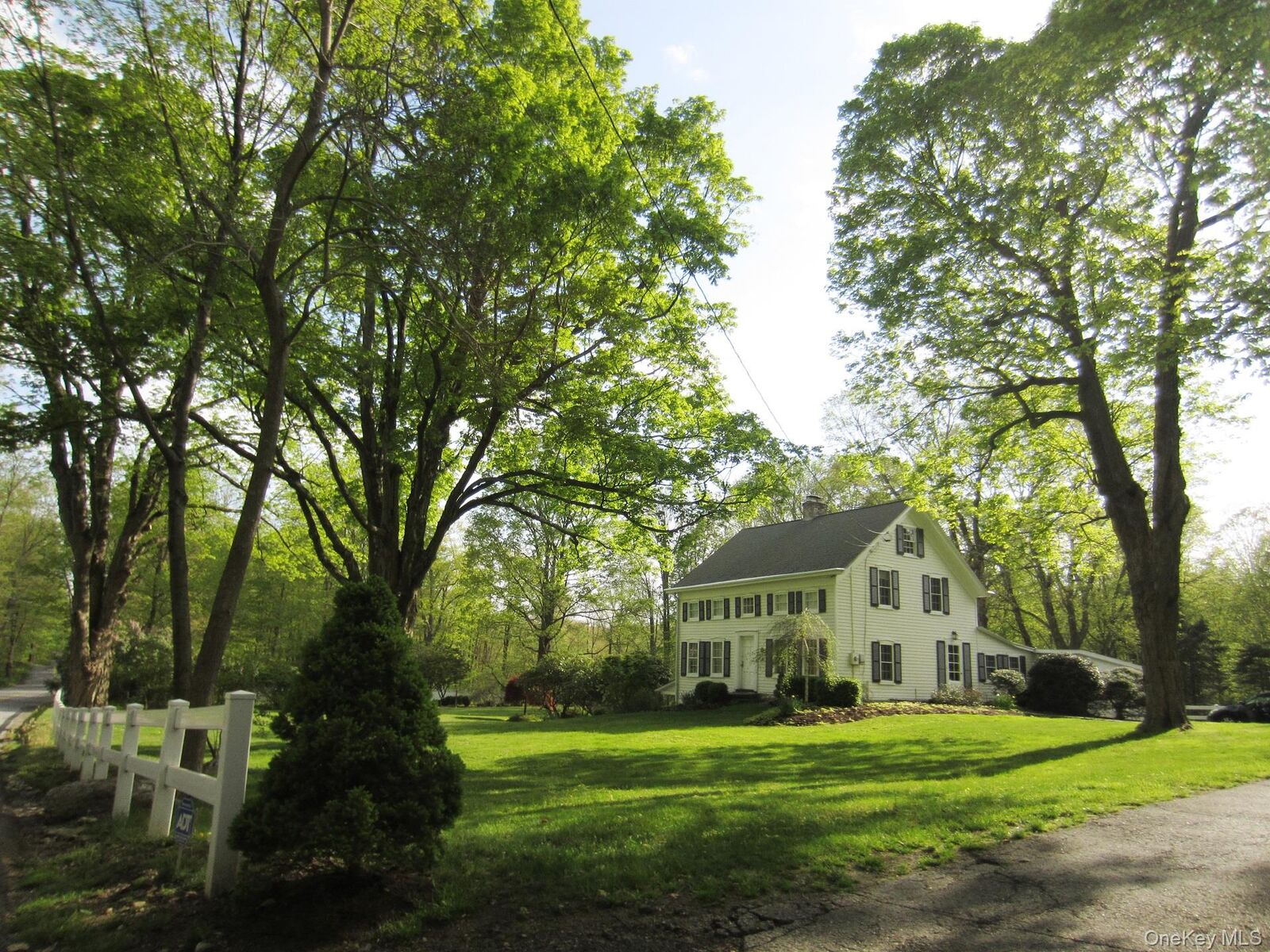 Property Photo:  521 Barrett Hill Road  NY 10541 