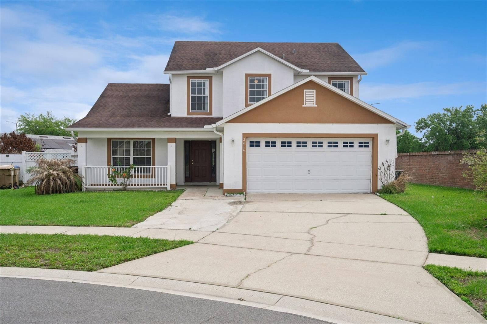 Property Photo:  2414 Serenity Bend  FL 34758 