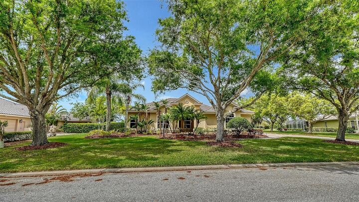 Property Photo:  7454 Paurotis Court  FL 34241 