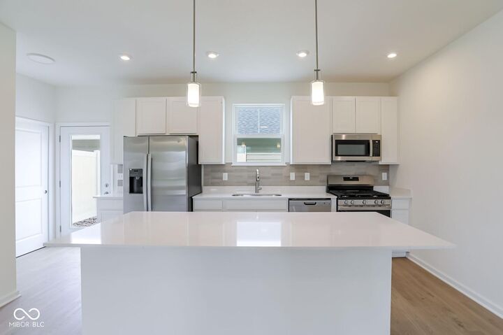 Property Photo:  3947 Sandpiper Way  IN 46112 