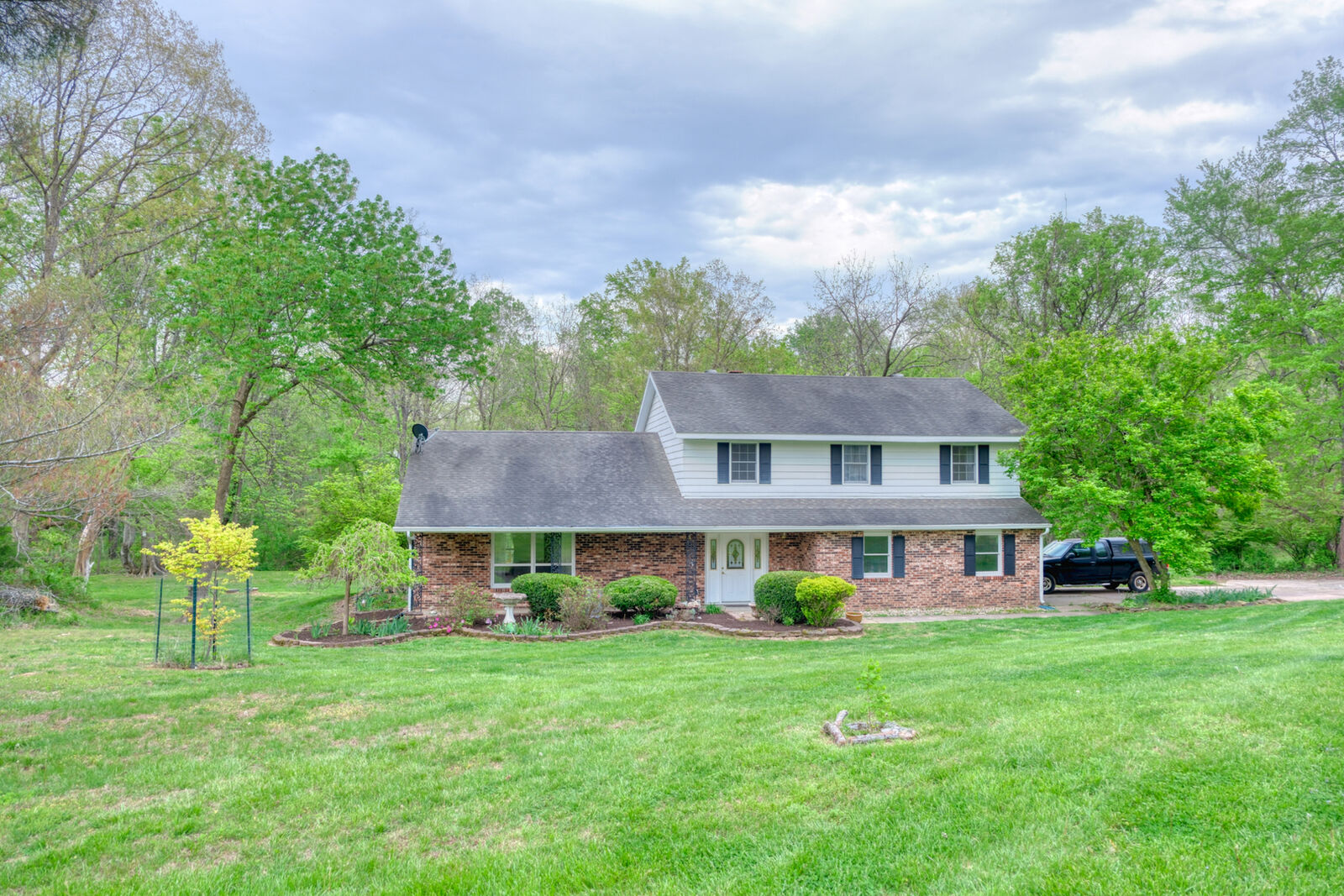 Property Photo:  261 High Forest Drive  IL 62903 