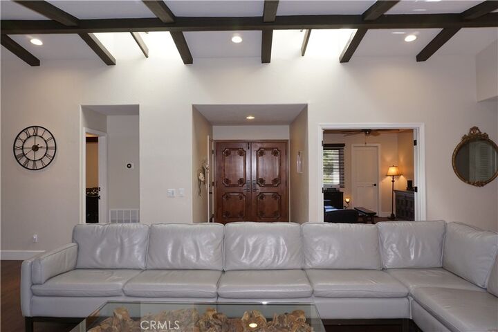 Property Photo:  38220 Oaktree Loop  CA 92562 