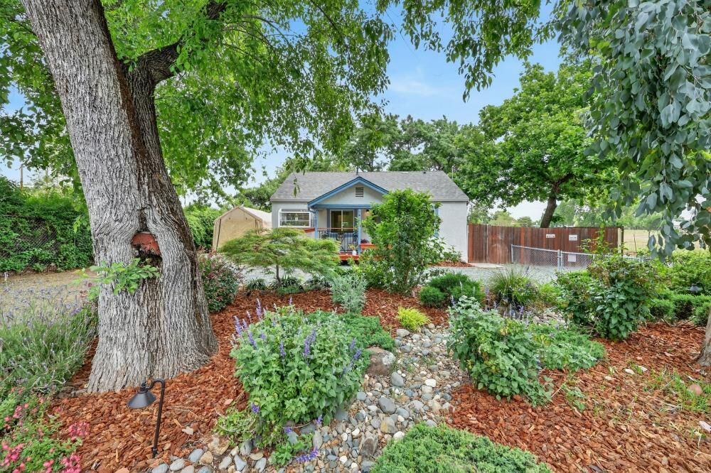 Property Photo:  7641 Twin Oaks Avenue  CA 95610 