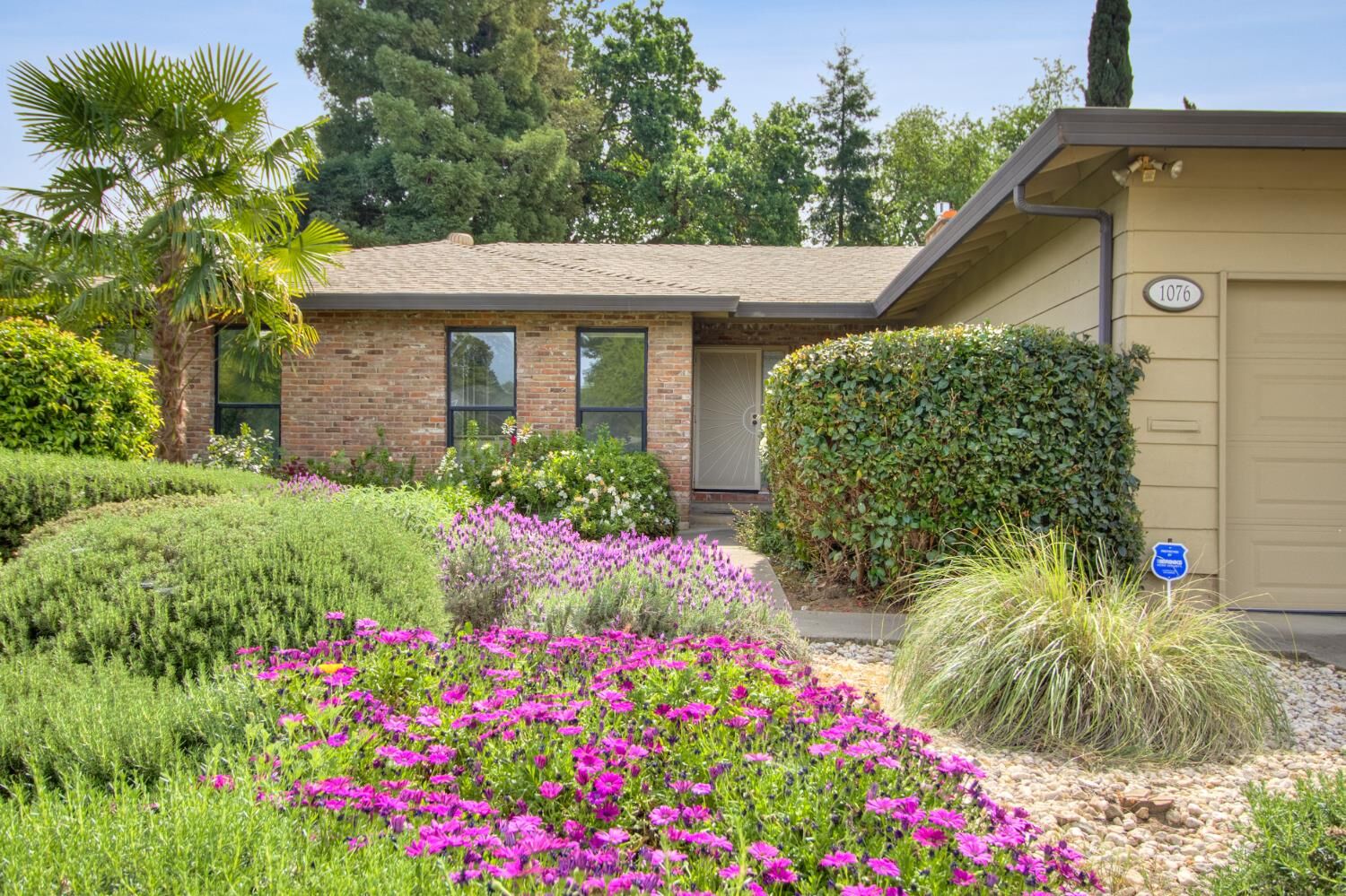 Property Photo:  1076 Sand Bar Circle  CA 95608 