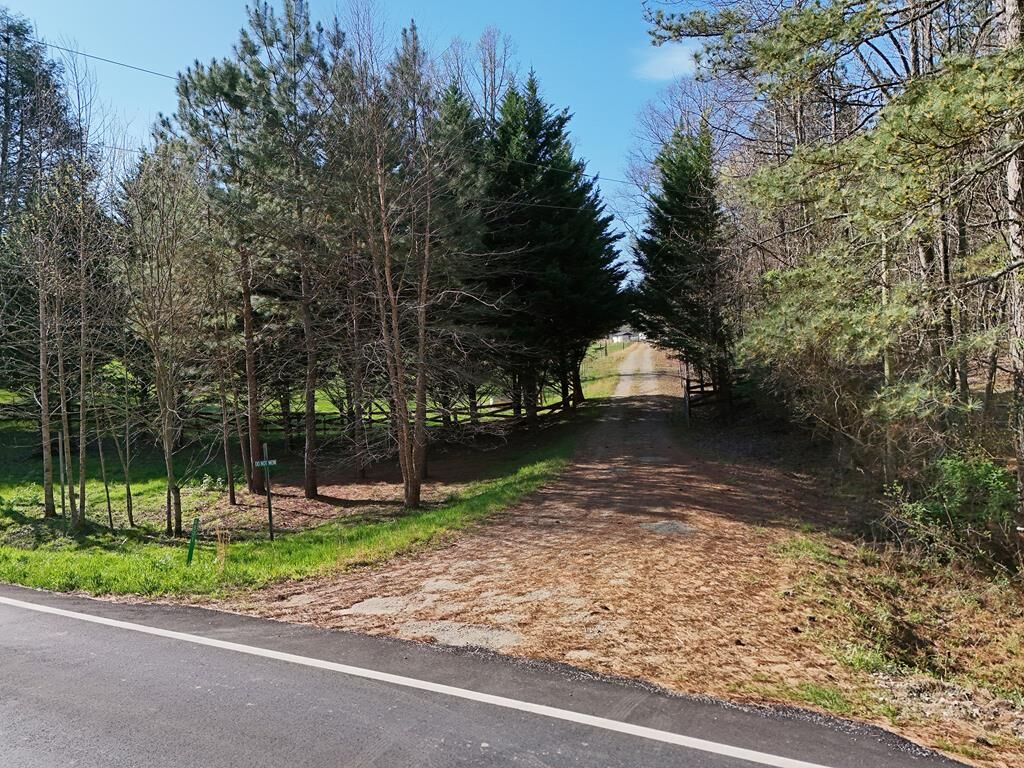 Property Photo:  4801 Pat Colwell Road  GA 30512 