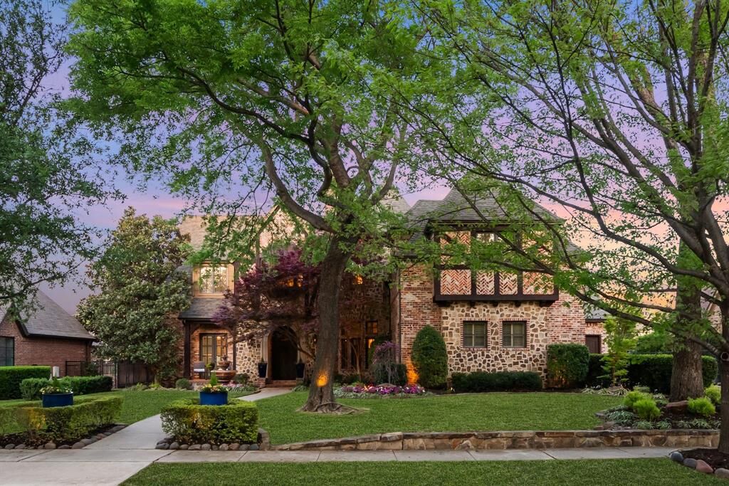 Property Photo:  2105 Denver Drive  TX 76092 