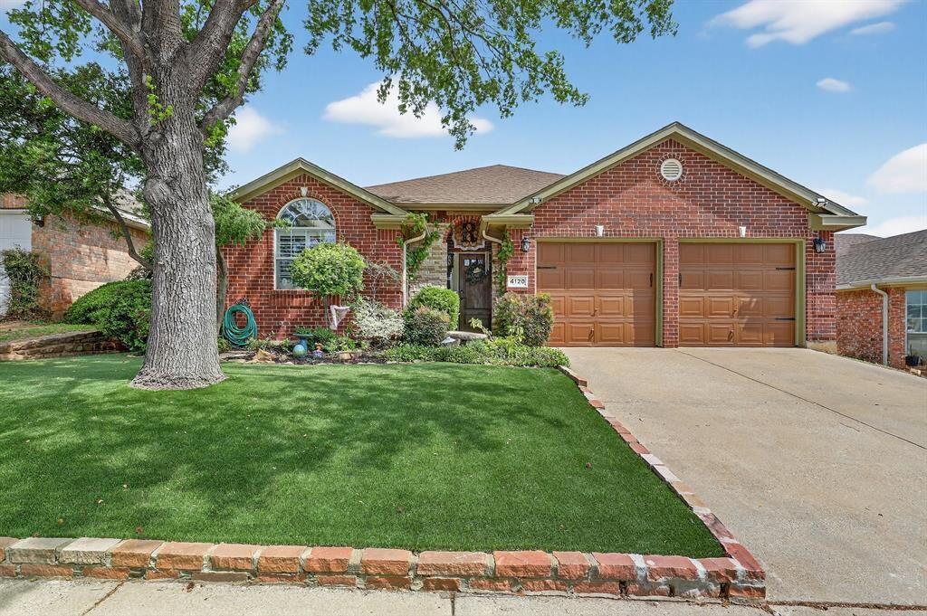 Property Photo:  4120 Stone Hollow Way  TX 76040 