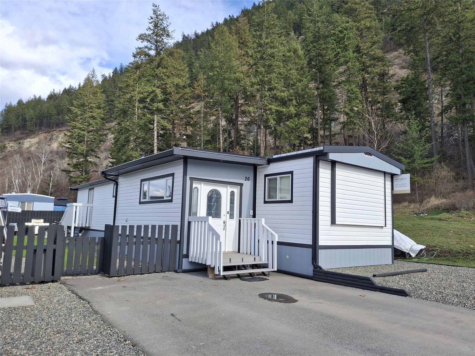 Photo de la propriété:  1214 Okanagan Avenue 26  BC V0E 1M0 