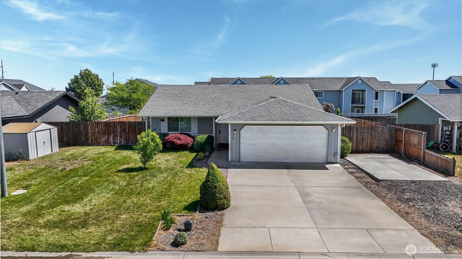 Property Photo:  230 NE K Street  WA 98823 