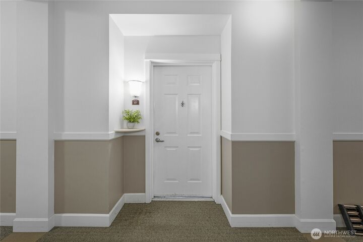 Property Photo:  13301 SE 79th Place B107  WA 98059 