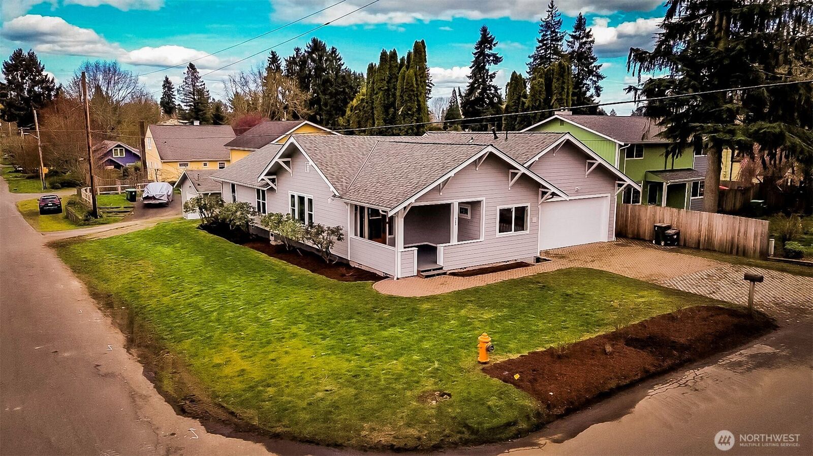 Property Photo:  926  Tullis Street NE  WA 98506 