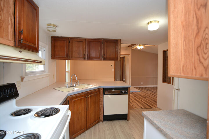 Property Photo: 137 Oak Drive PA 18426