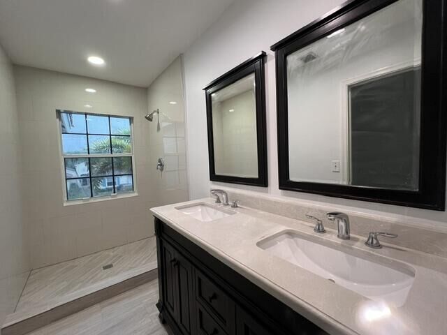 Property Photo:  7600 Edisto Drive  FL 33467 