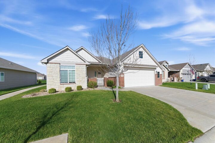 Property Photo:  6375 W Venice Ct  KS 67205 