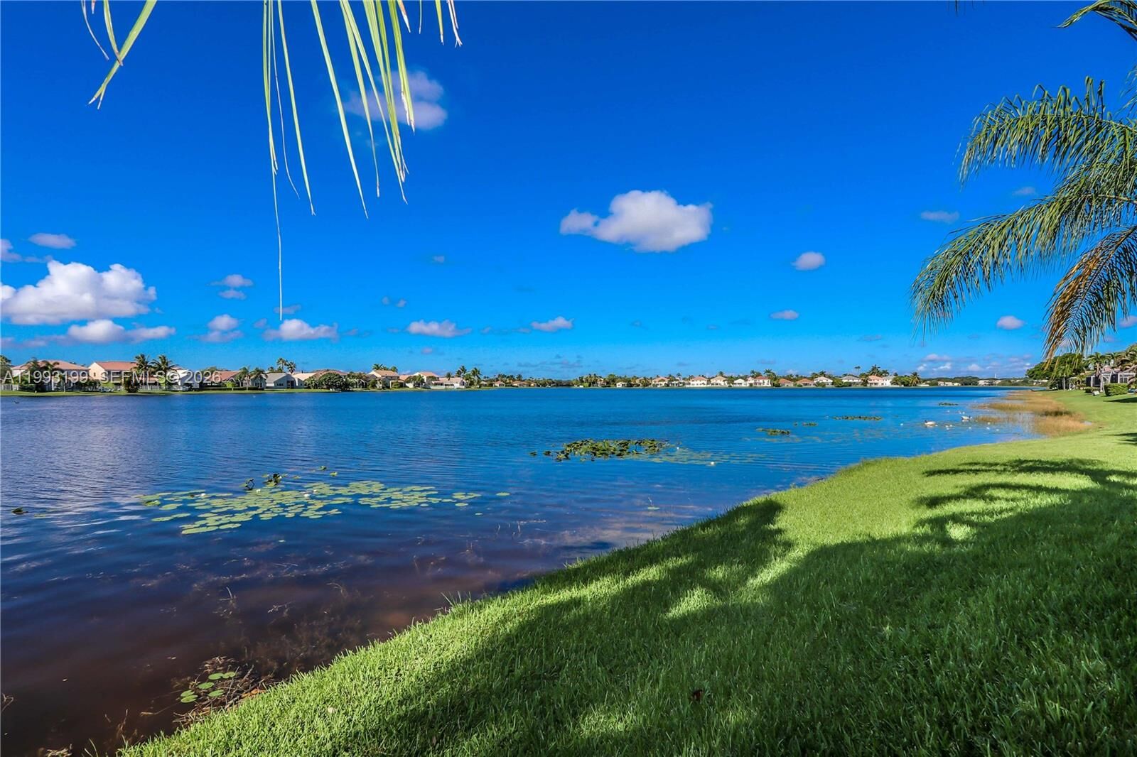 Property Photo:  1337 Presidio Dr 5-40  FL 33327 