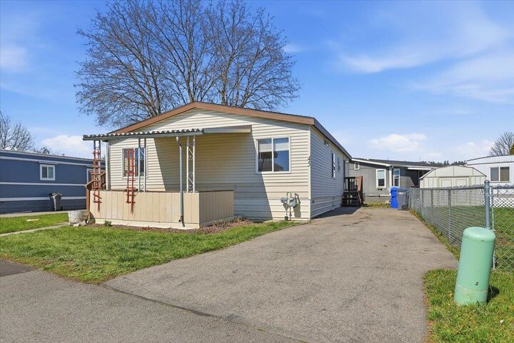Property Photo:  21725 E Wellesley Ave #45  WA 99027 