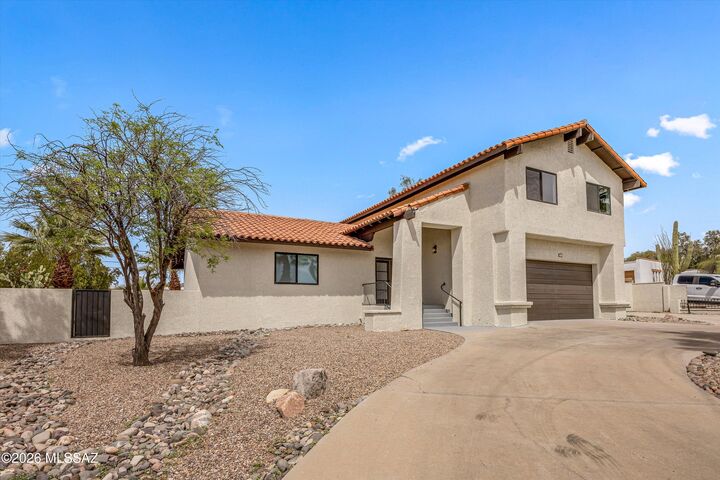 Property Photo:  3625 E Calle Alarcon  AZ 85716 