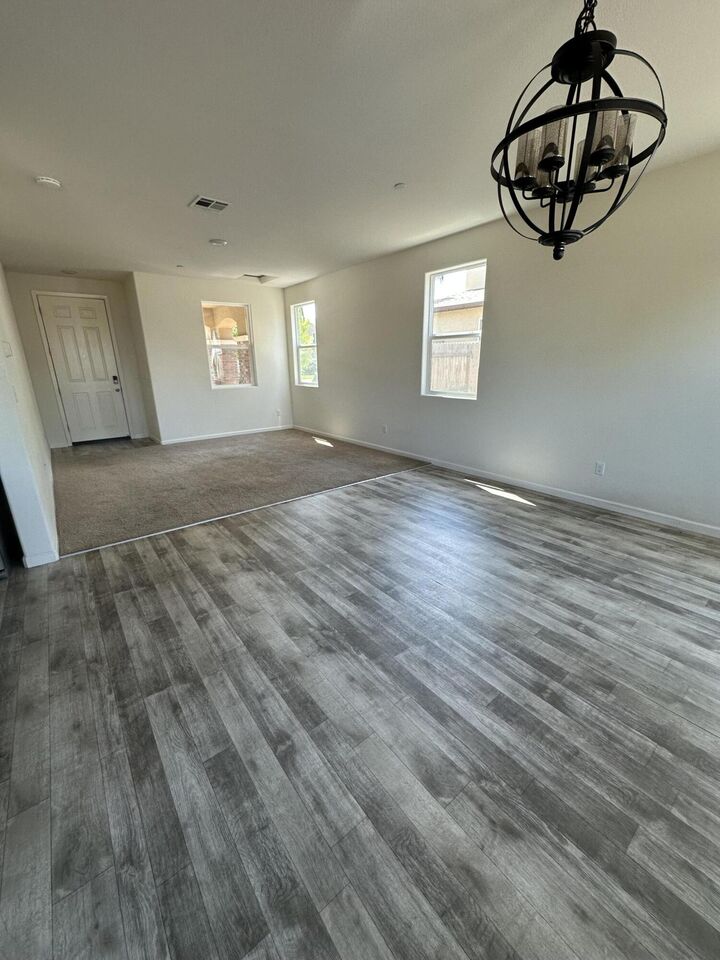 Property Photo: 3728 E Kaweah Avenue CA 93292