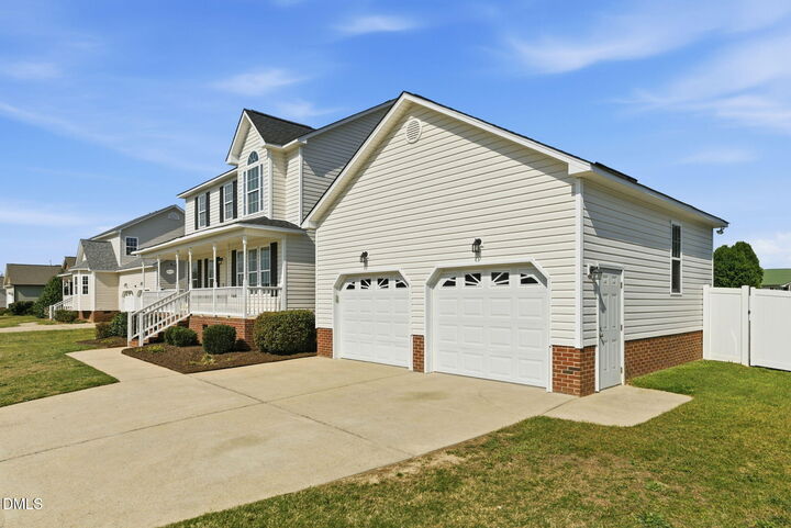 Property Photo:  139 Woodglen Drive  NC 27527 