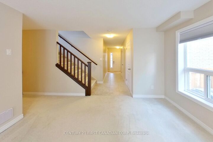 Property Photo: 910 Reeves Avenue Upper Unit ON N6G 0G9