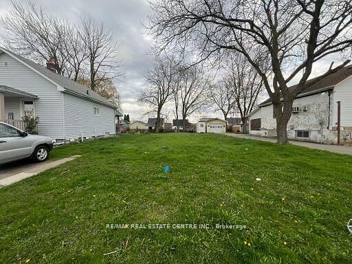 Property Photo: 4346 Third Avenue ON L2E 4K6