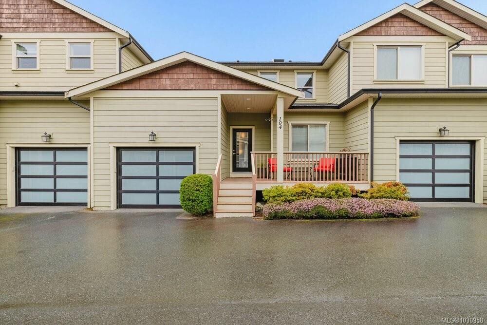 Property Photo: 2248 Townsend Rd 104 BC V9Z 0H4