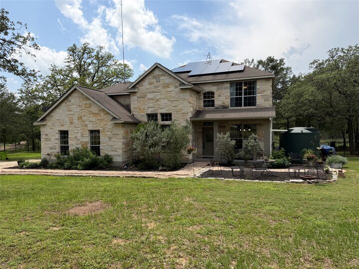 Property Photo:  202 The Oaks Boulevard  TX 78621 