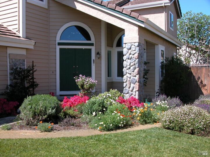 Property Photo: 2913 Willow Court CA 94533