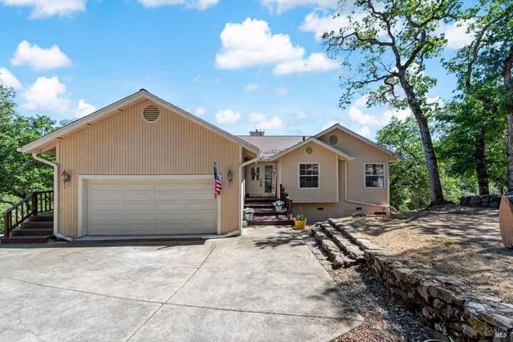 Property Photo:  258 Circle Oaks Drive  CA 94558 