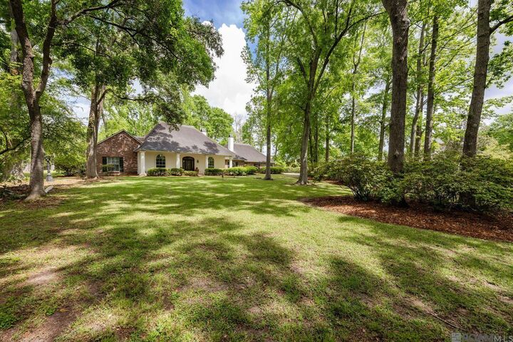 Property Photo: 13407 N Amiss Rd LA 70810