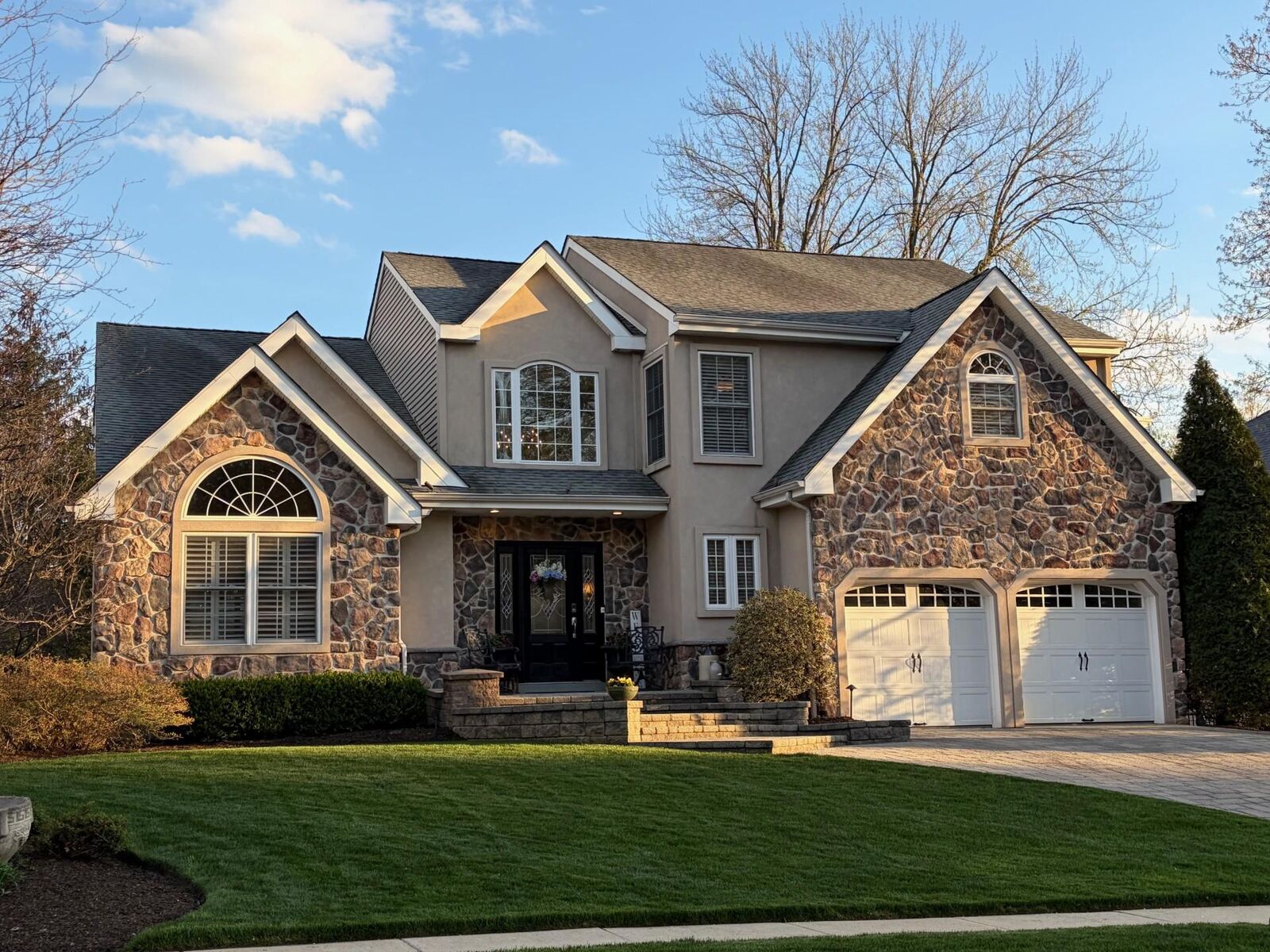 Property Photo: 310 Newton Court NJ 08107