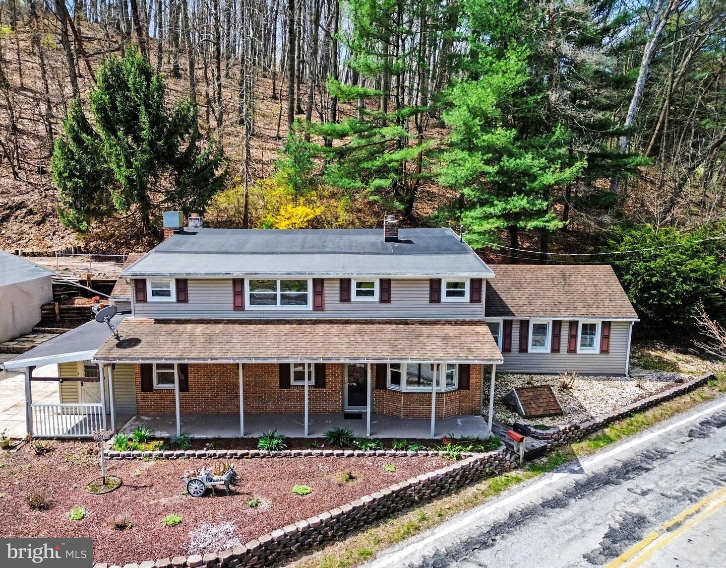 Property Photo: 6381 Glatfelters Station Road PA 17360
