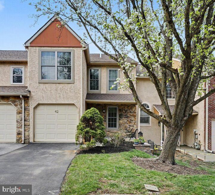 Property Photo:  42 White Pine Court  PA 19444 