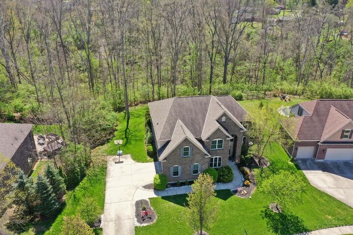 Property Photo: 431 Trailview Court OH 45244
