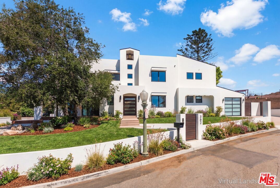 Property Photo:  382 Aderno Way  CA 90272 