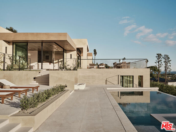 Property Photo:  30010 Andromeda Ln  CA 90265 